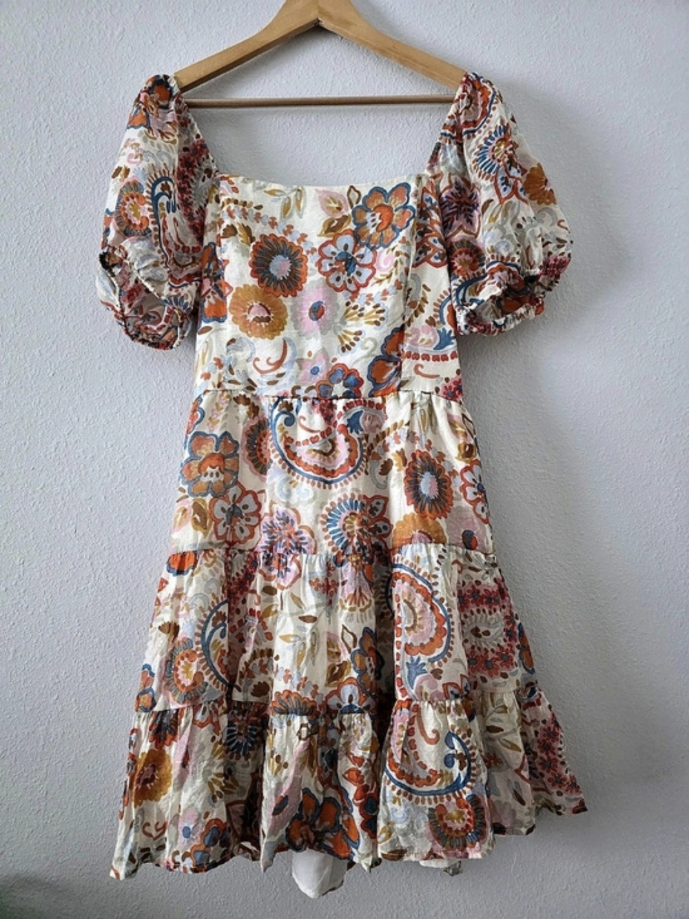 1. STATE Floral Mini Dress in White & Orange Size Large Good Condition